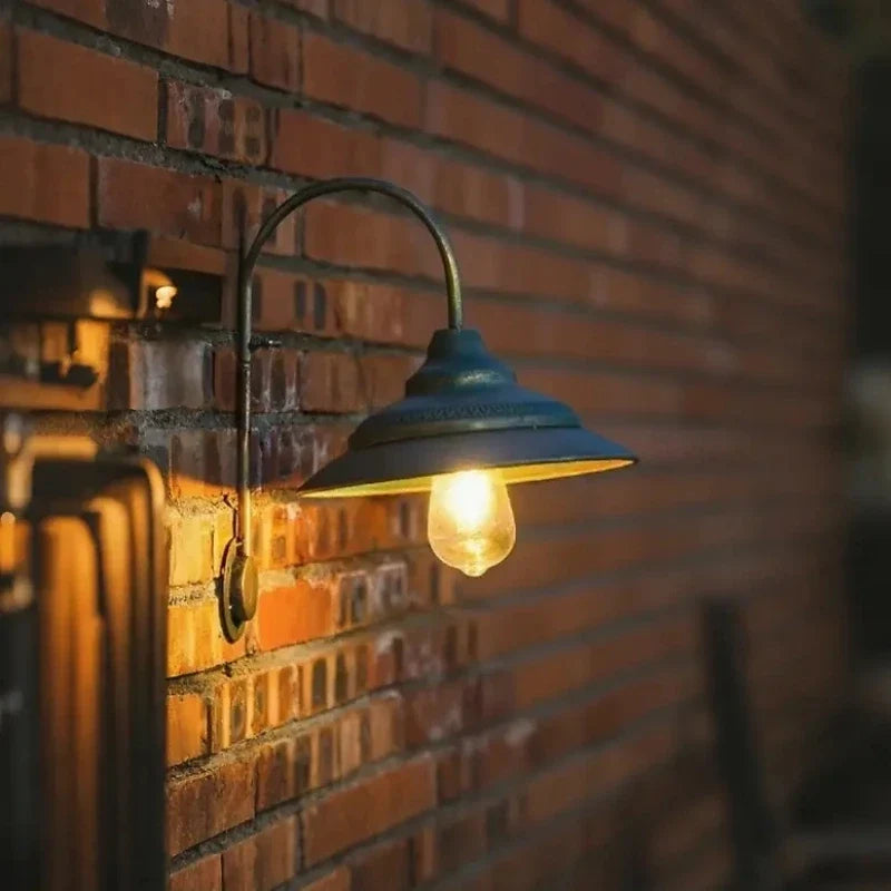 Classic Outdoor Solar Wall Lantern