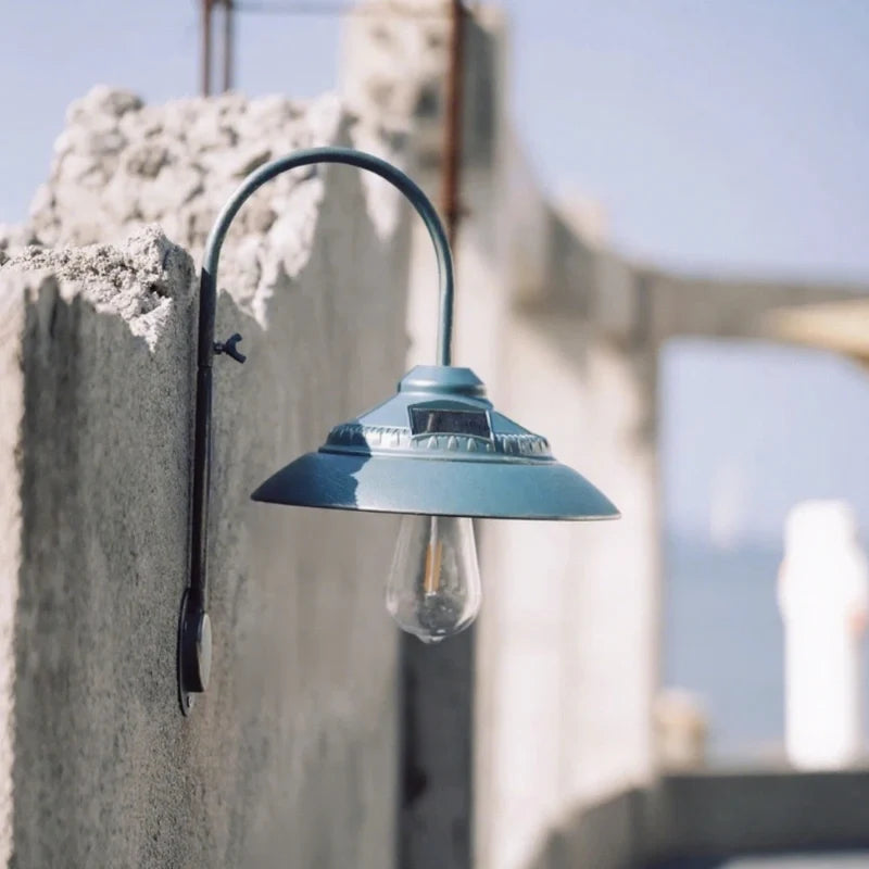 Classic Outdoor Solar Wall Lantern