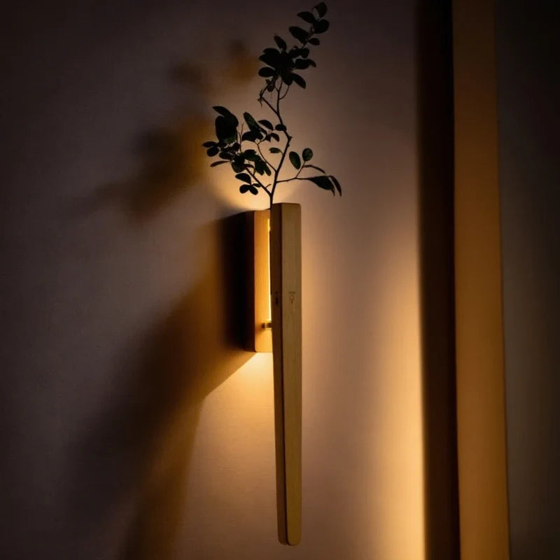 Wall-Mounted Vase Light with LED