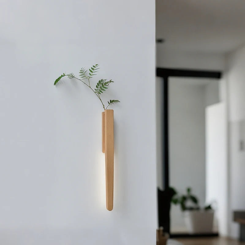 Wall-Mounted Vase Light with LED