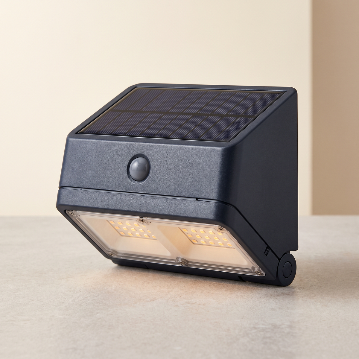 Solar Address Spotlight front product view
